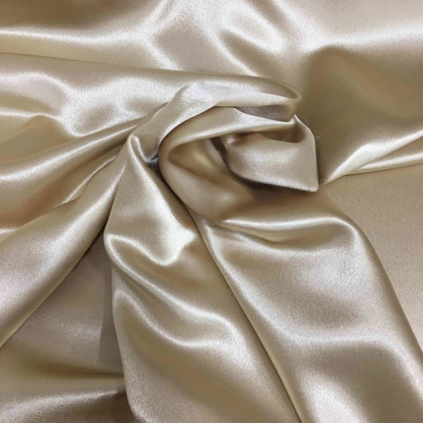 Crêpe envers satin beige or